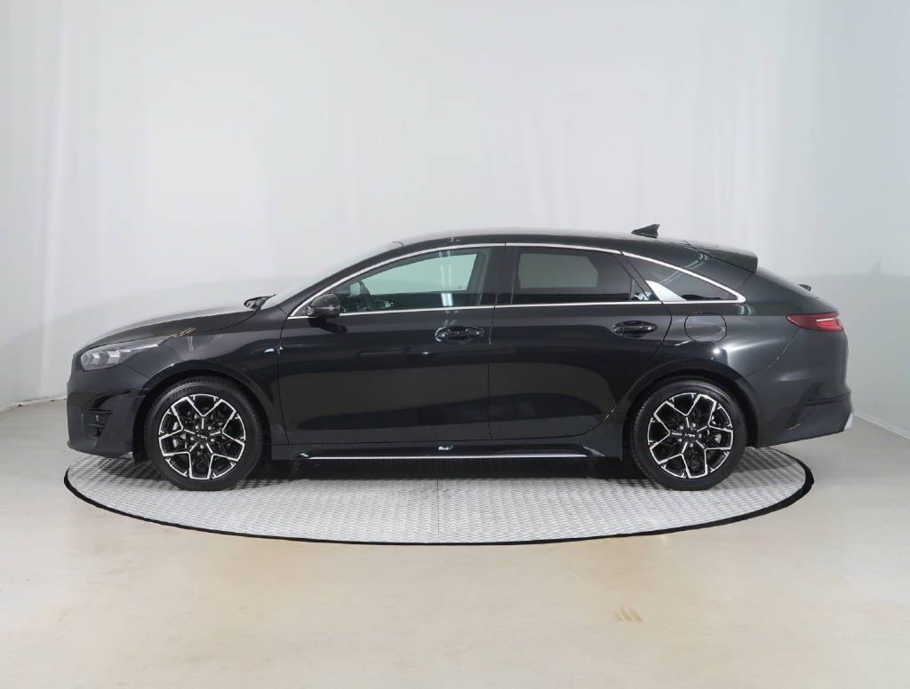 KIA ProCeed 1.5 T-GDi GT-Line-showroom-element-3