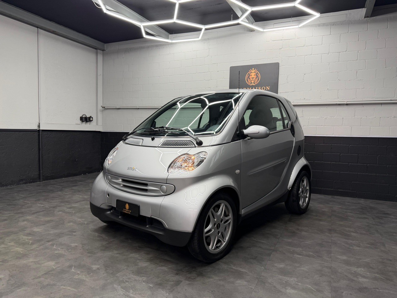 SMART fortwo | Aus 1. Hand | Nur 58'000KM | Frisch ab MFK | Glasdach | Klima-image-2