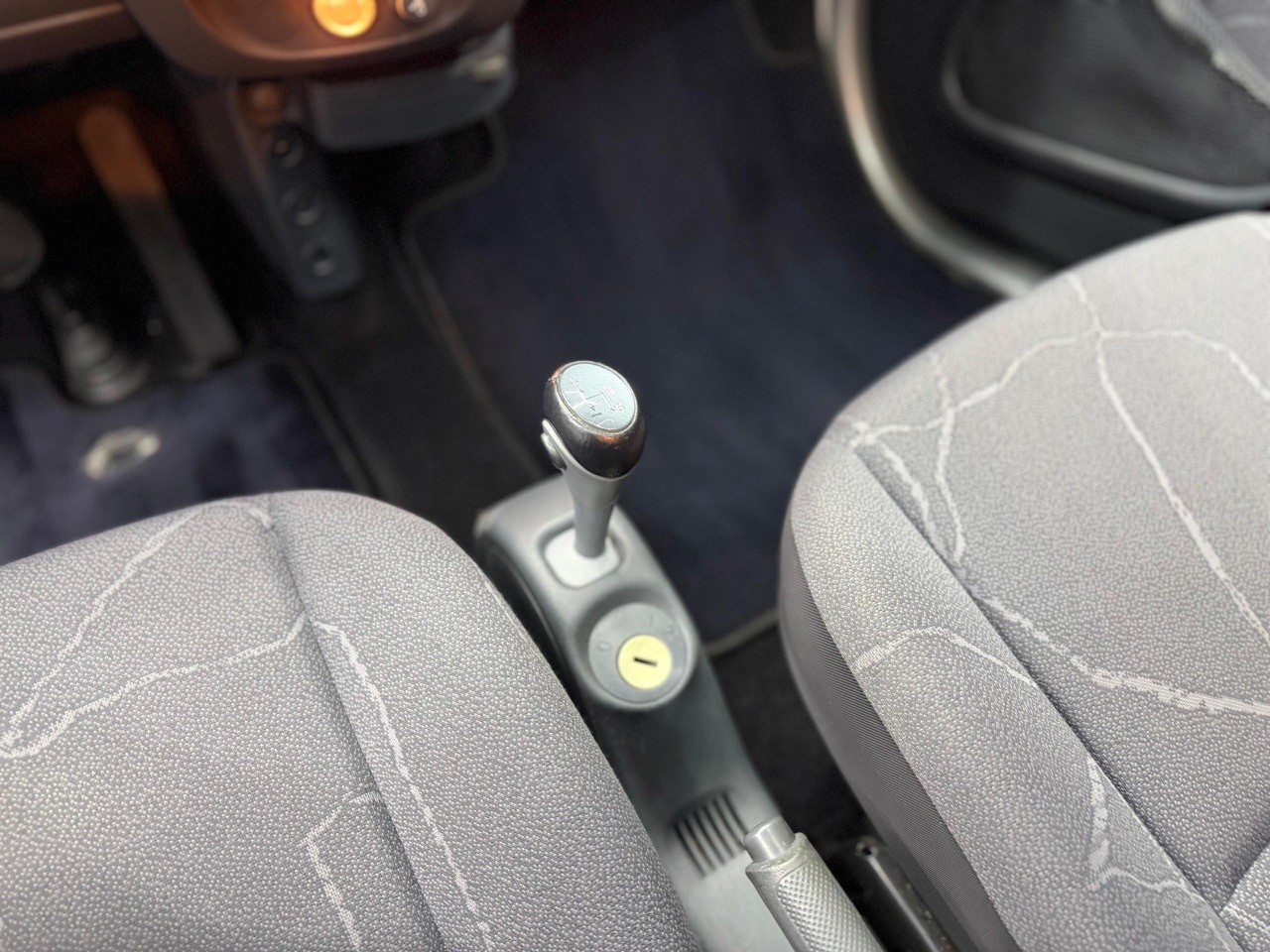 SMART fortwo | Aus 1. Hand | Nur 58'000KM | Frisch ab MFK | Glasdach | Klima-image-20