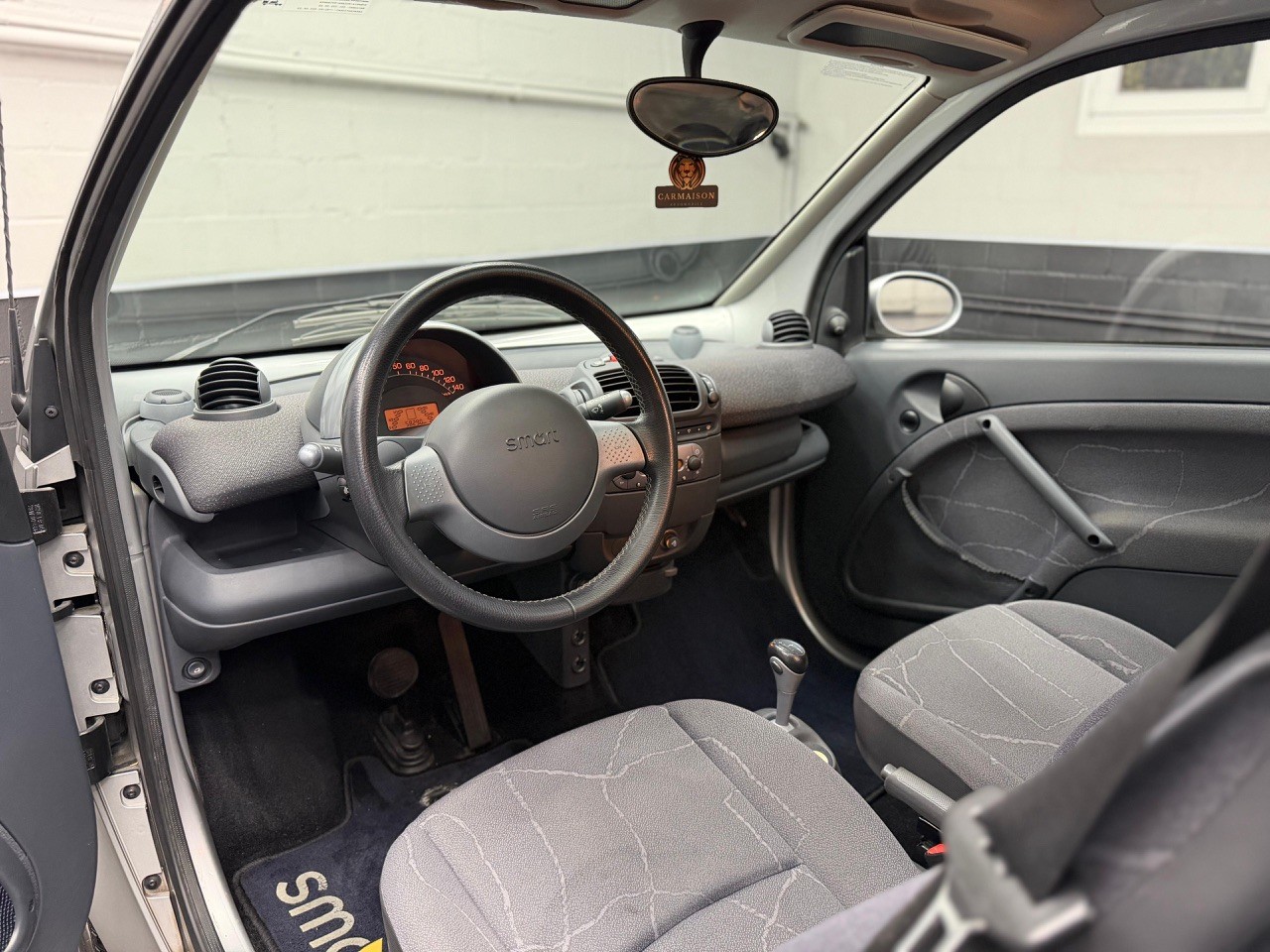 SMART fortwo | Aus 1. Hand | Nur 58'000KM | Frisch ab MFK | Glasdach | Klima-image-12