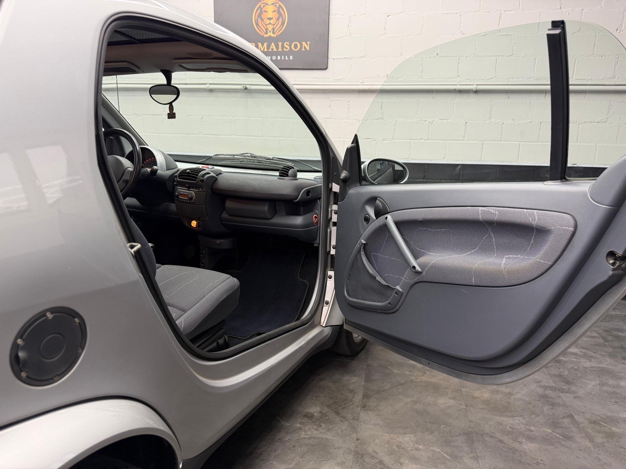 SMART fortwo | Aus 1. Hand | Nur 58'000KM | Frisch ab MFK | Glasdach | Klima-image-18
