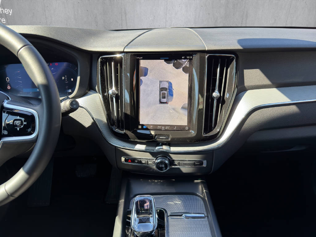 VOLVO XC60 2.0 B5 MH Plus Dark AWD-image-10