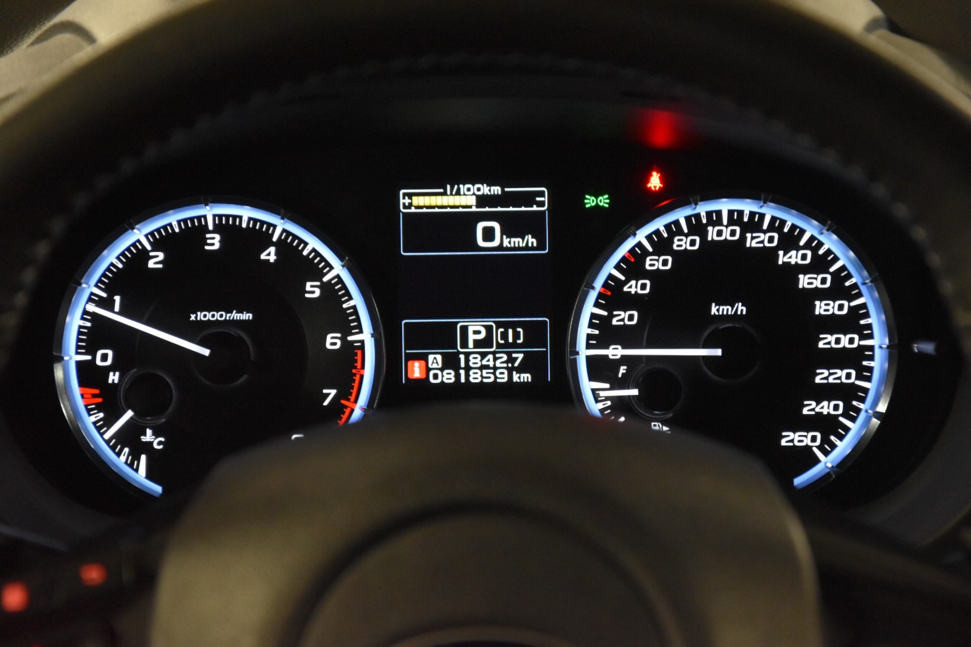 SUBARU Levorg 1.6DIT Advantage AWD Lineartronic-image-14