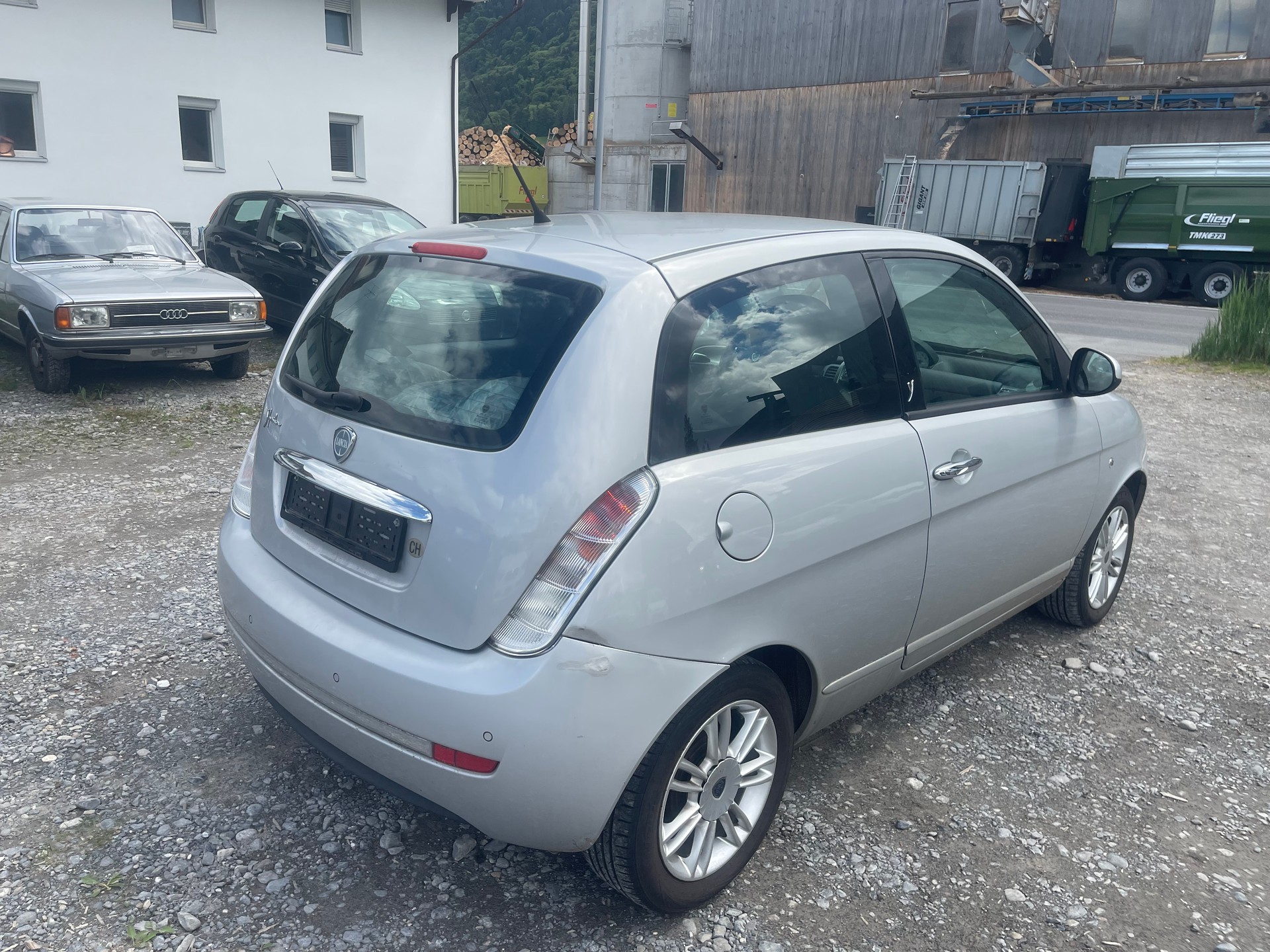 LANCIA Ypsilon 1.4 Swiss Edition