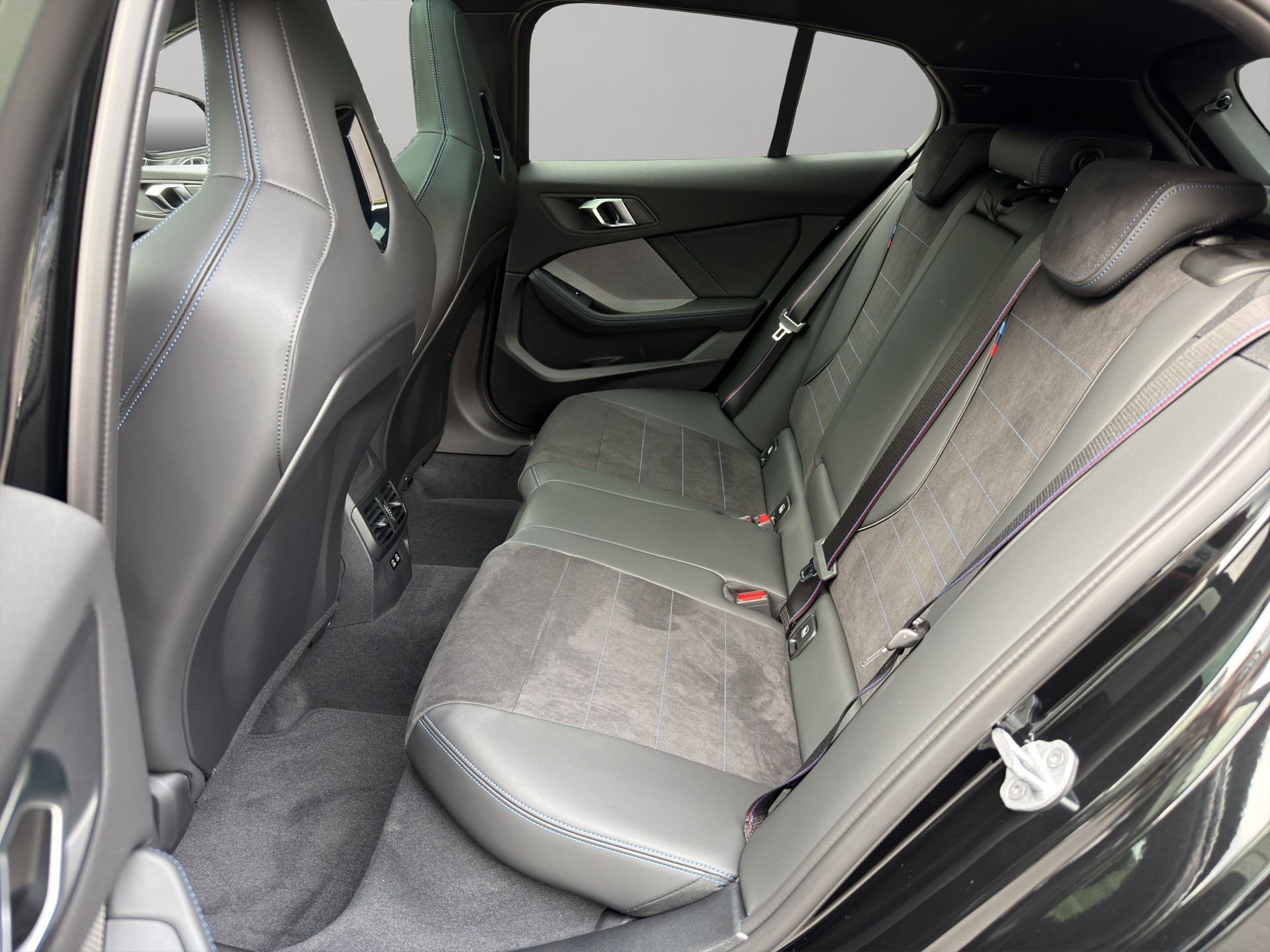 BMW M135 xDrive M Sport Pro-image-17