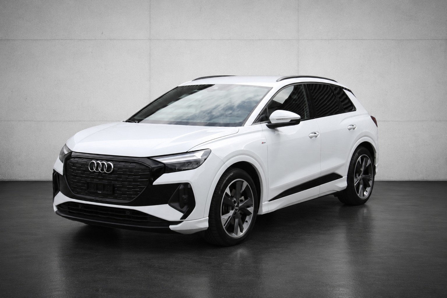 AUDI Q4 e-tron 50 quattro-image-0