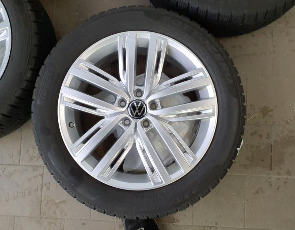 VW Tiguan 2.0TSI R 4Motion DSG-image-7