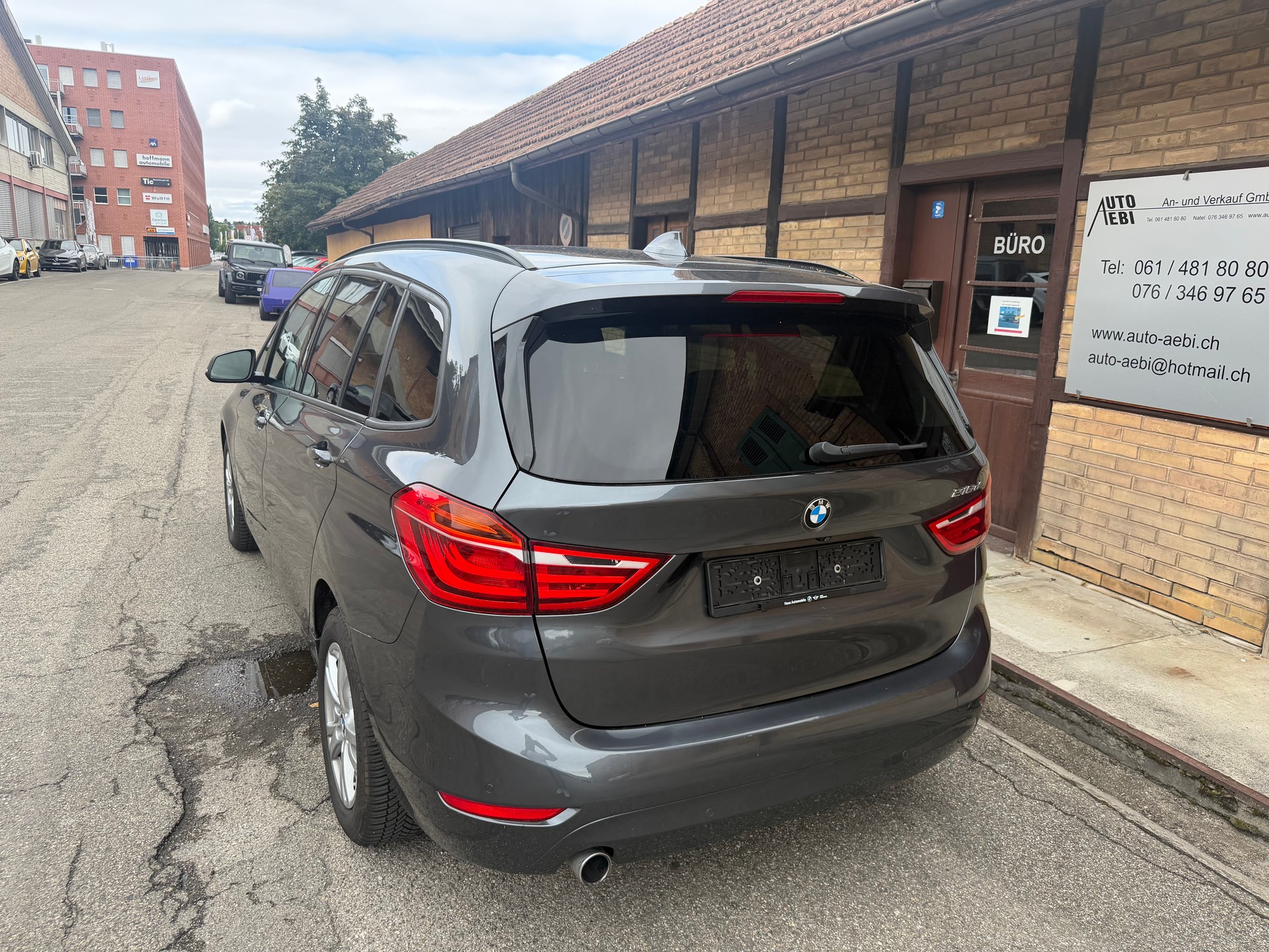 BMW 216d Gran Tourer Steptronic-image-4