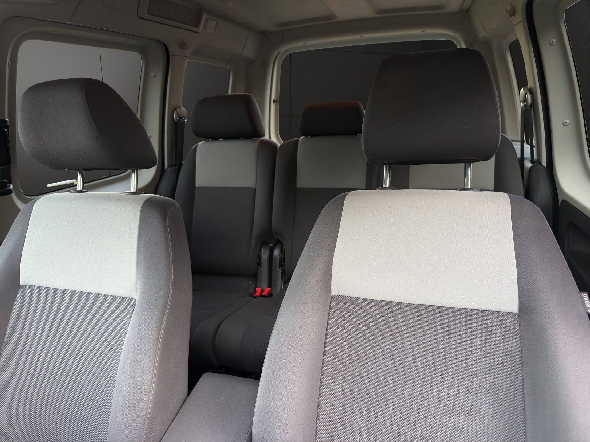 VW Caddy 1.6 TDI Blue Motion Technology Trendline DSG-image-15