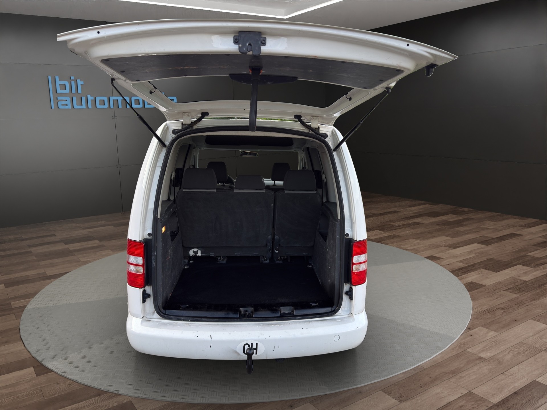 VW Caddy 1.6 TDI Blue Motion Technology Trendline DSG-image-6