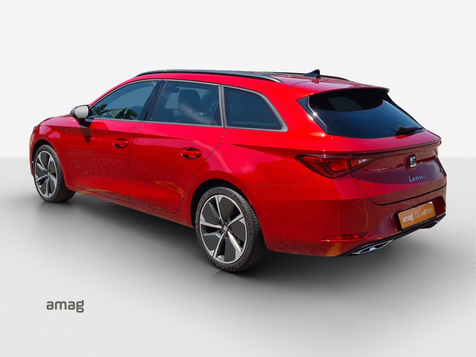 SEAT Leon ST 1.5 eTSI mHEV DSG Hola FR-image-2