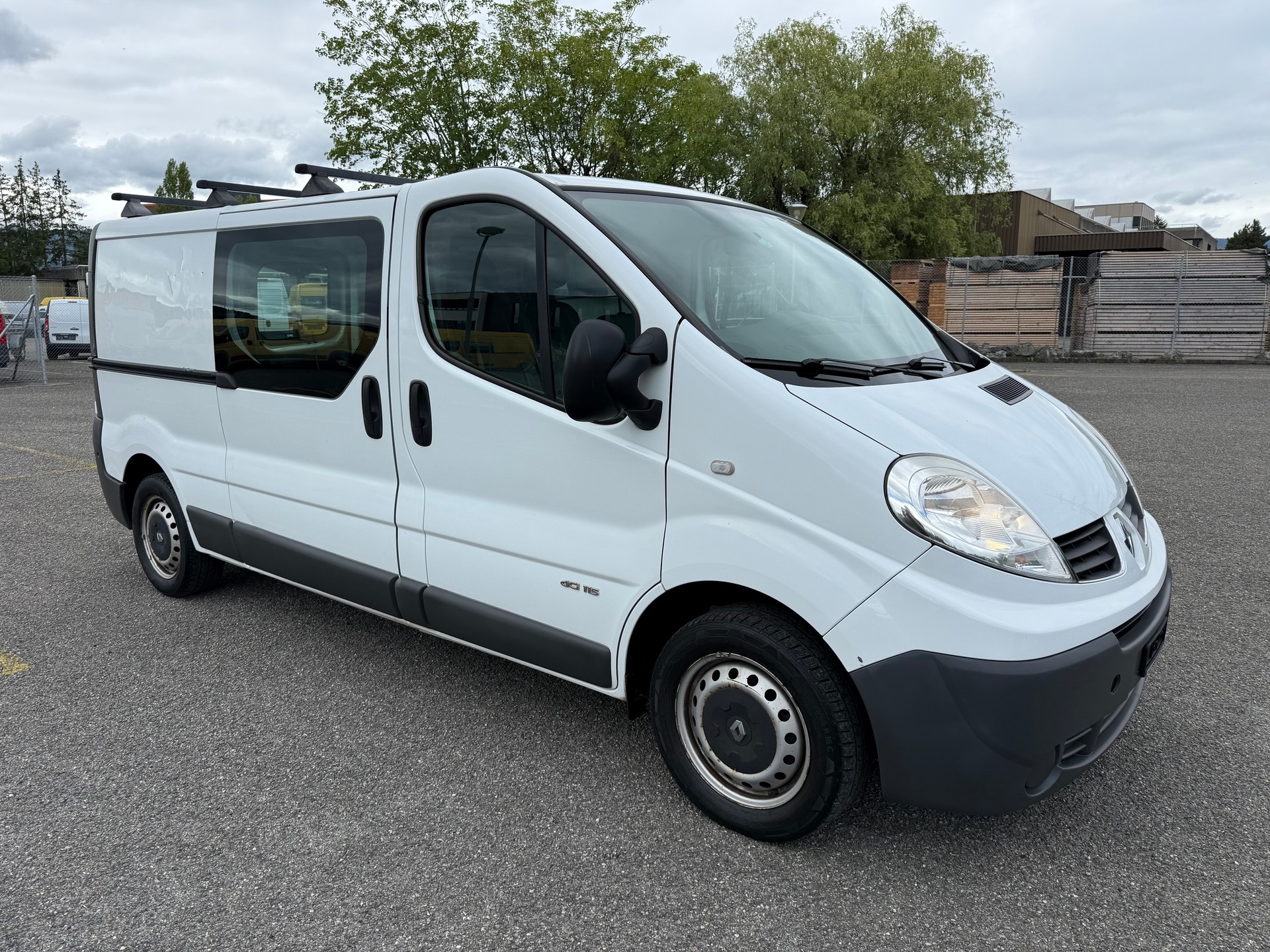 RENAULT Trafic 2.0 dCi 115 2.9t L2H1 MIT KLIMA-image-1