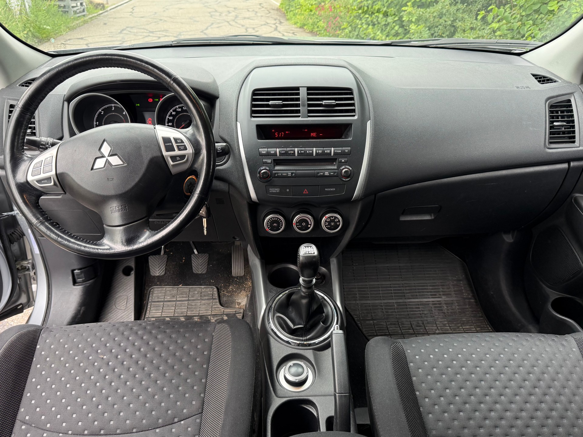 MITSUBISHI ASX 1.8 DID Invite 4WD-image-7