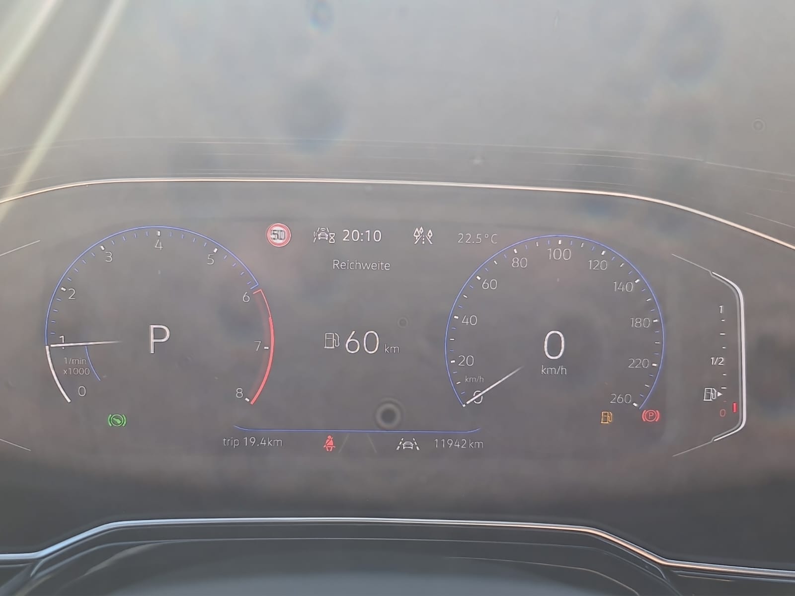 VW Taigo 1.0 TSI R-Line DSG-image-10