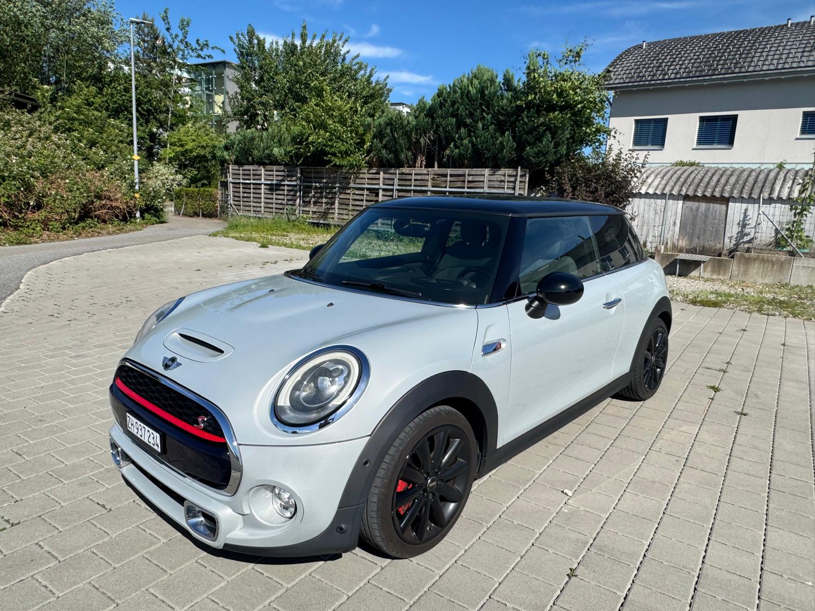 MINI 2.0i Cooper S-image-1