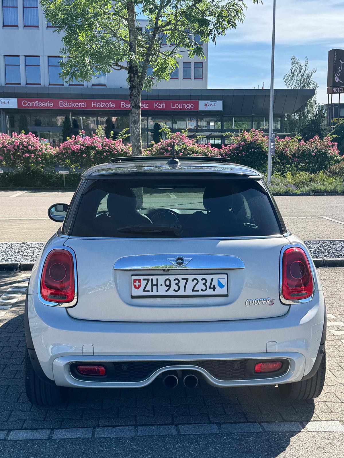 MINI 2.0i Cooper S-image-4