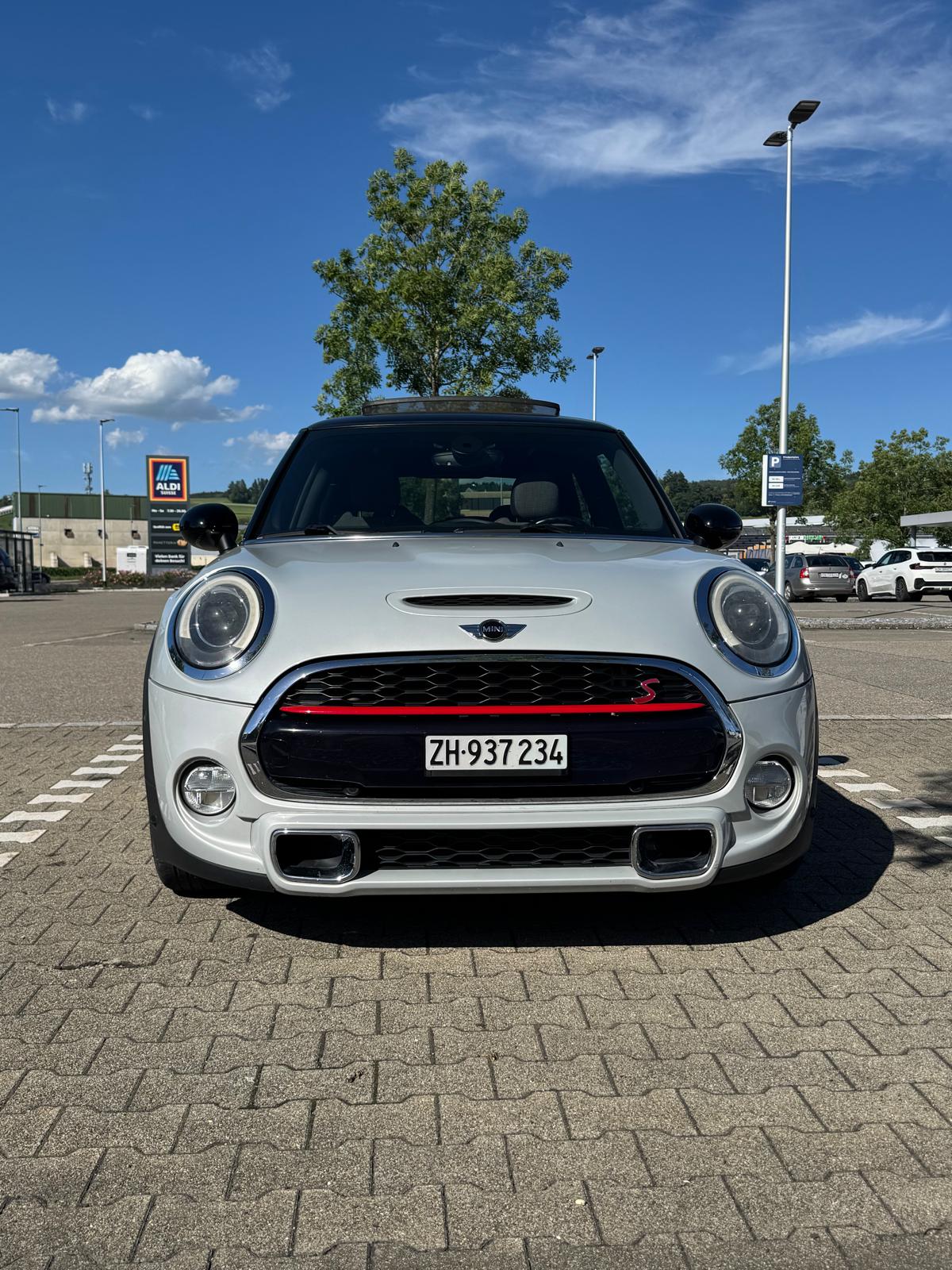 MINI 2.0i Cooper S-image-5