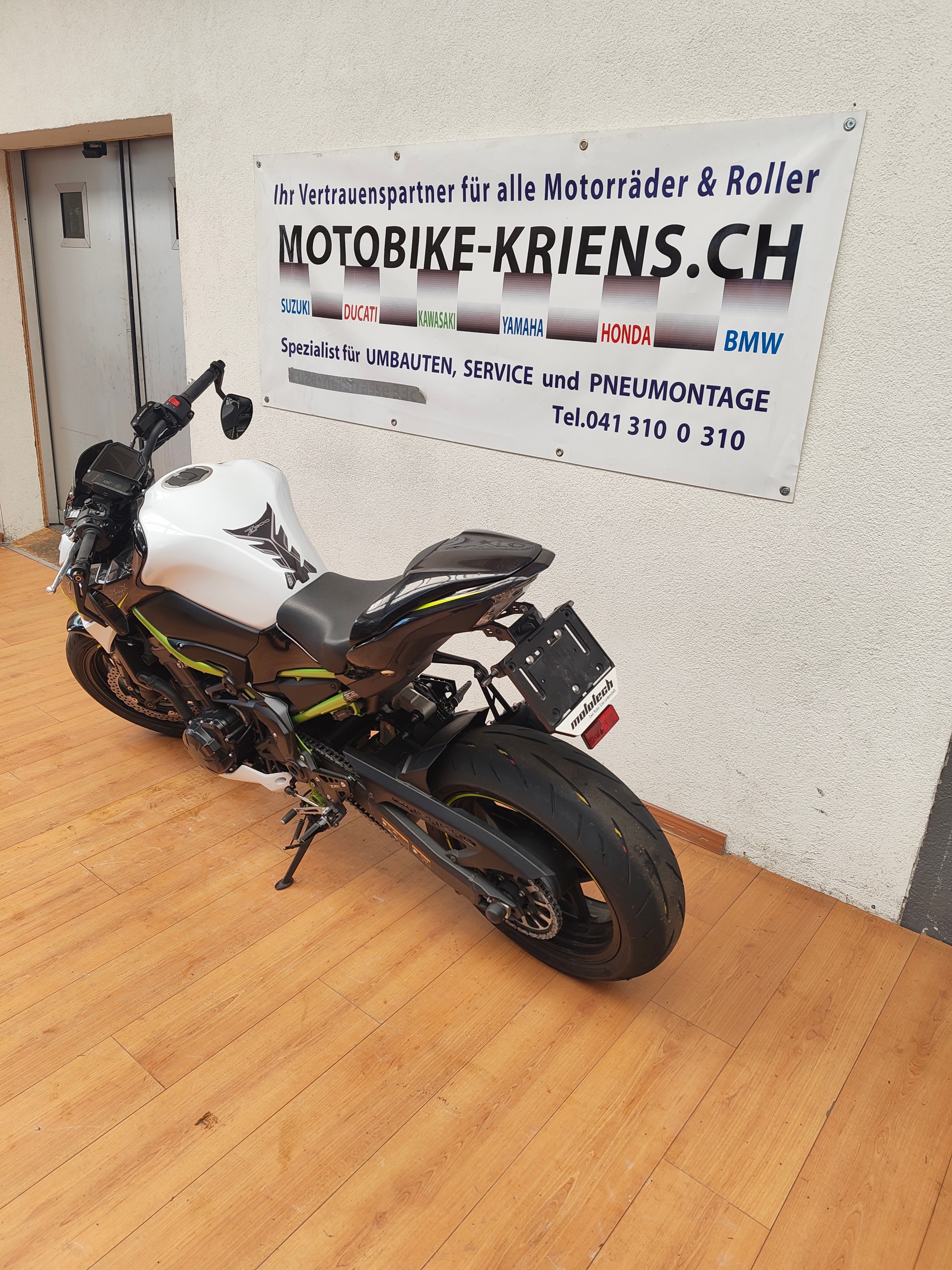 KAWASAKI Z 900-image-1