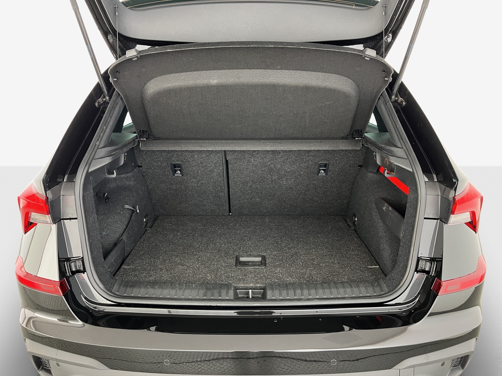 SKODA Kamiq 1.0 TSI Dynamic DSG-image-12