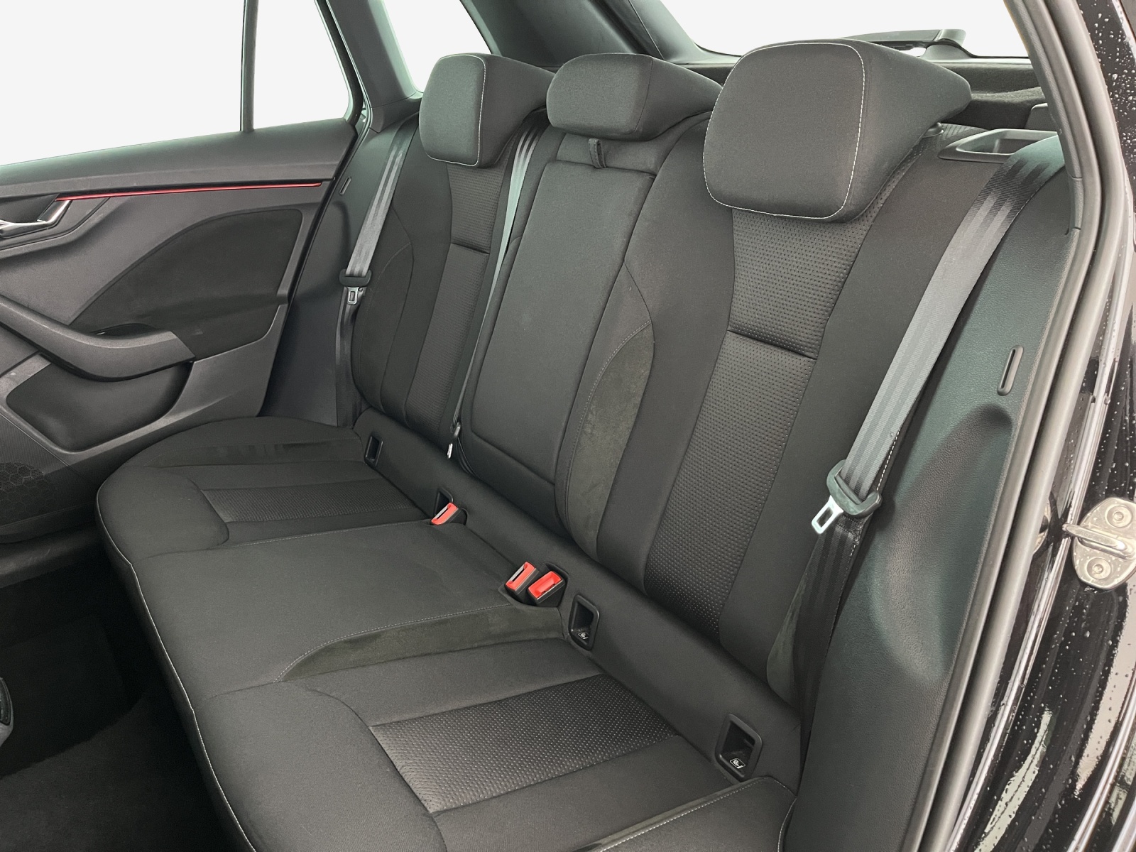 SKODA Kamiq 1.0 TSI Dynamic DSG-image-11