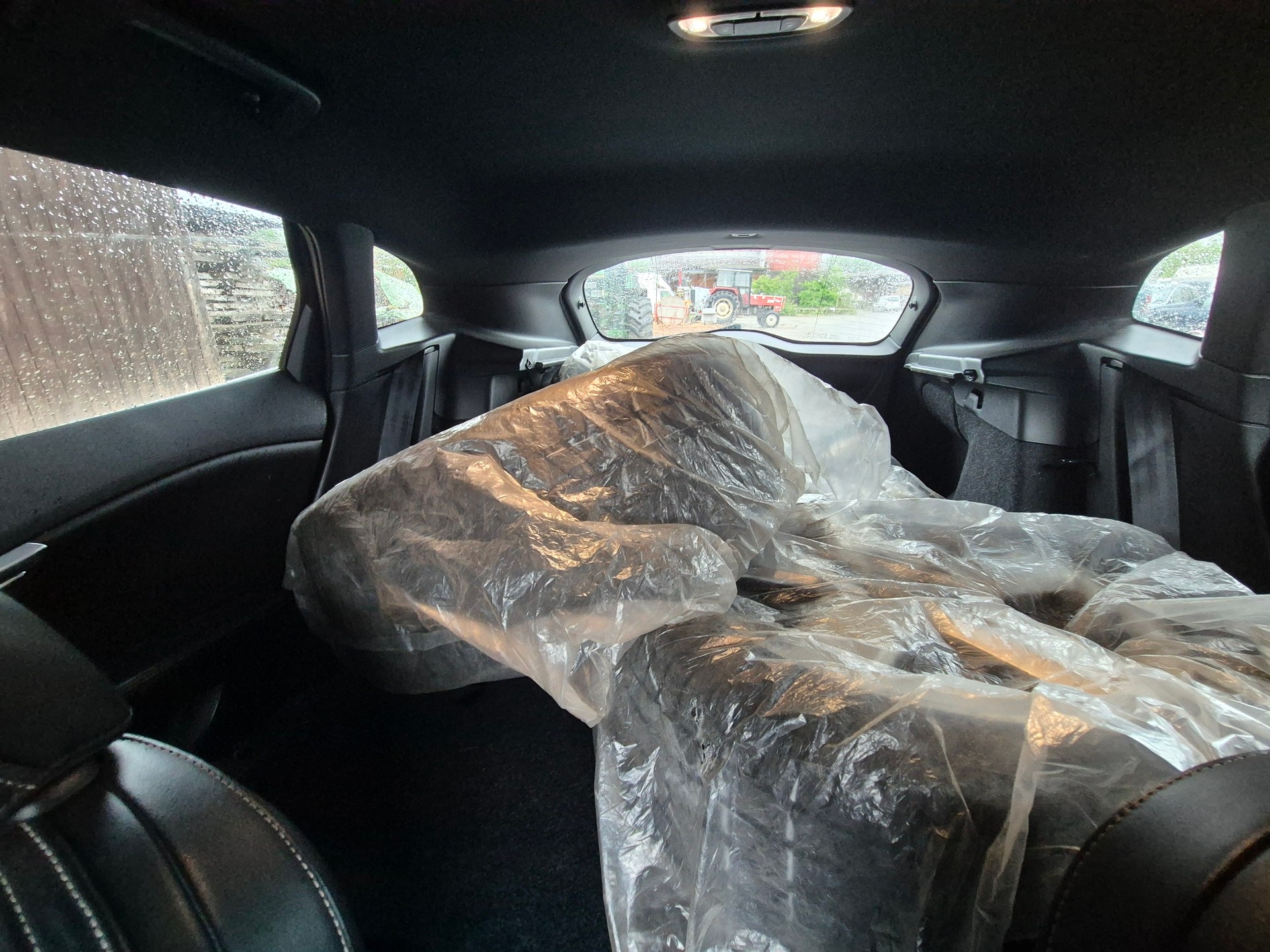 VOLVO V40 Diesel Klima R design Top Ohne Probleme-image-8