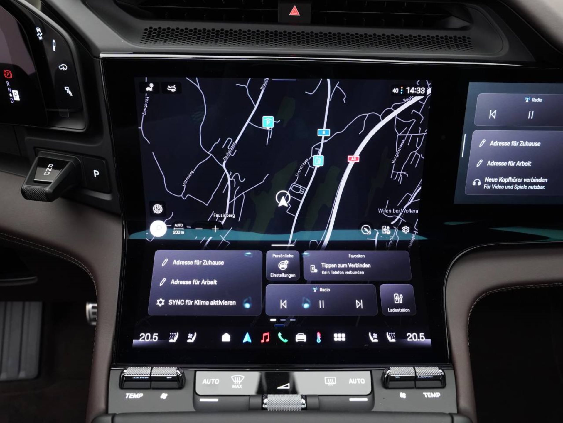 PORSCHE Cayenne S Electric-image-18