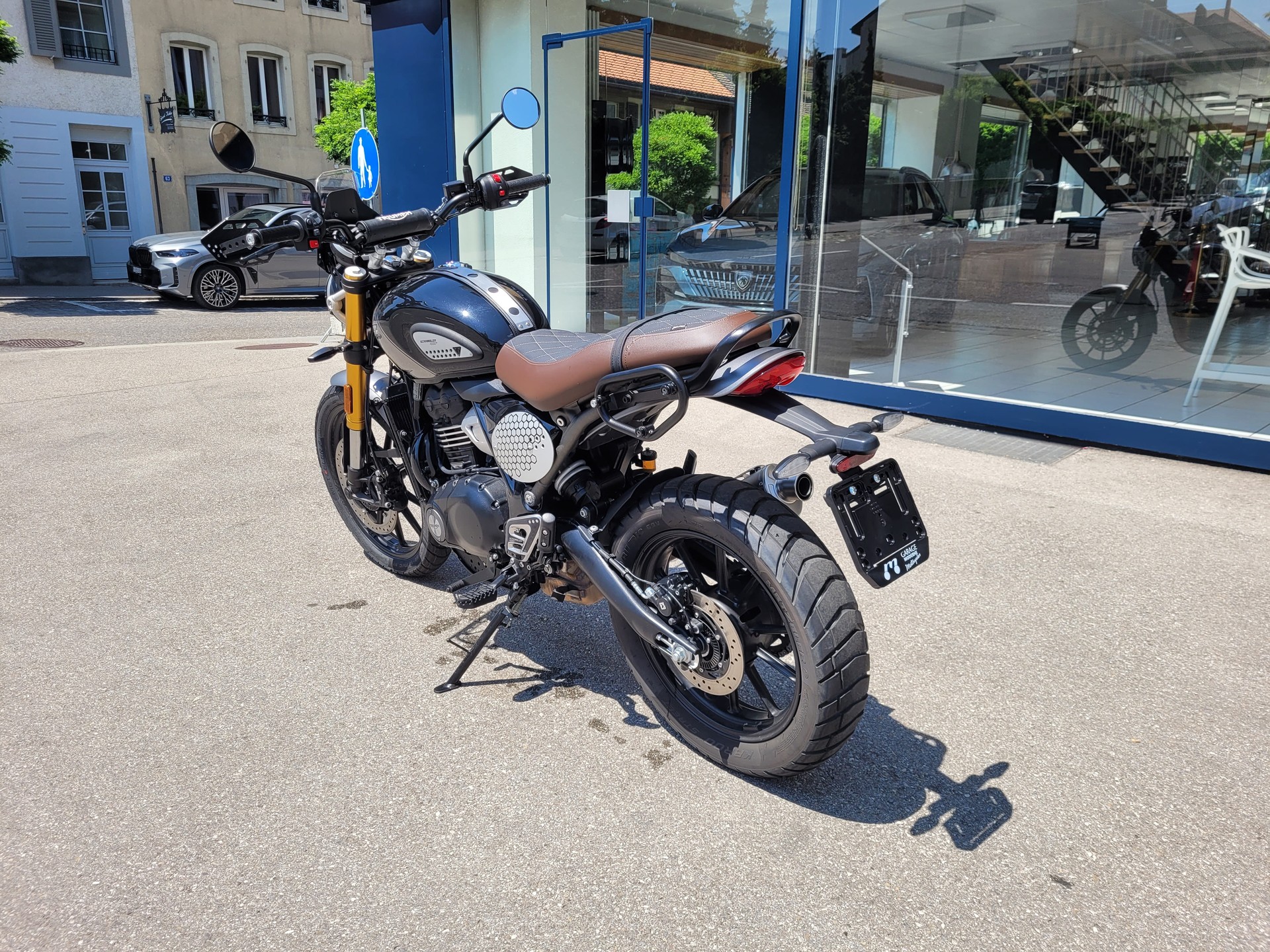 TRIUMPH Scrambler 400 X-showroom-element-3