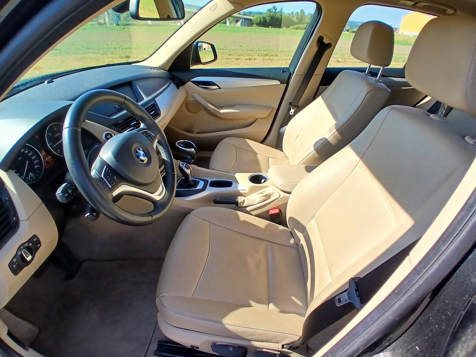 BMW X1 sDrive 18d Steptronic-image-8