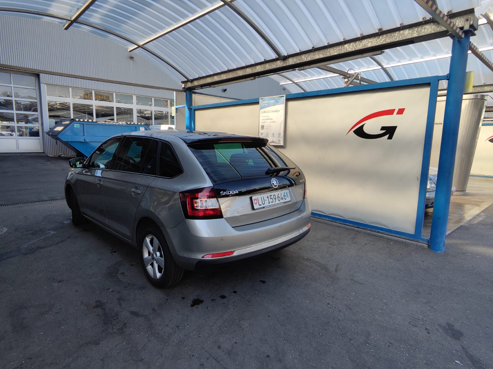 SKODA 1.4 TSI Elegance DSG-image-3