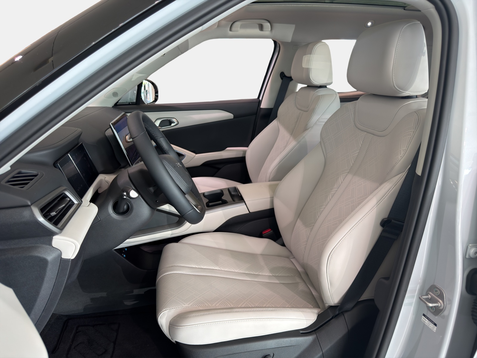 BYD Atto 2 64.8kWh/204 Comfort-image-9