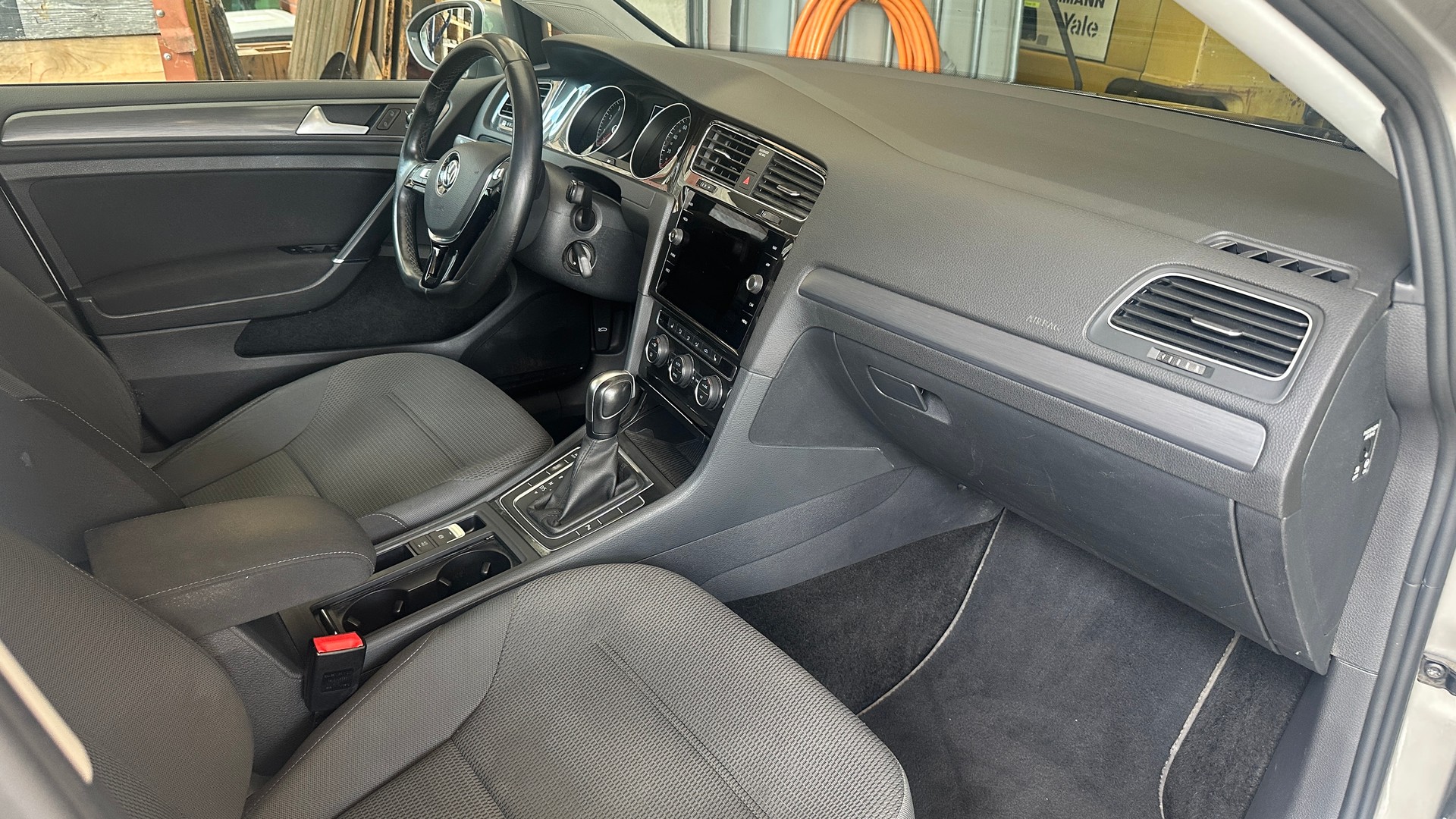 VW Golf Variant 1.5 TSI EVO Comfortline DSG-image-15