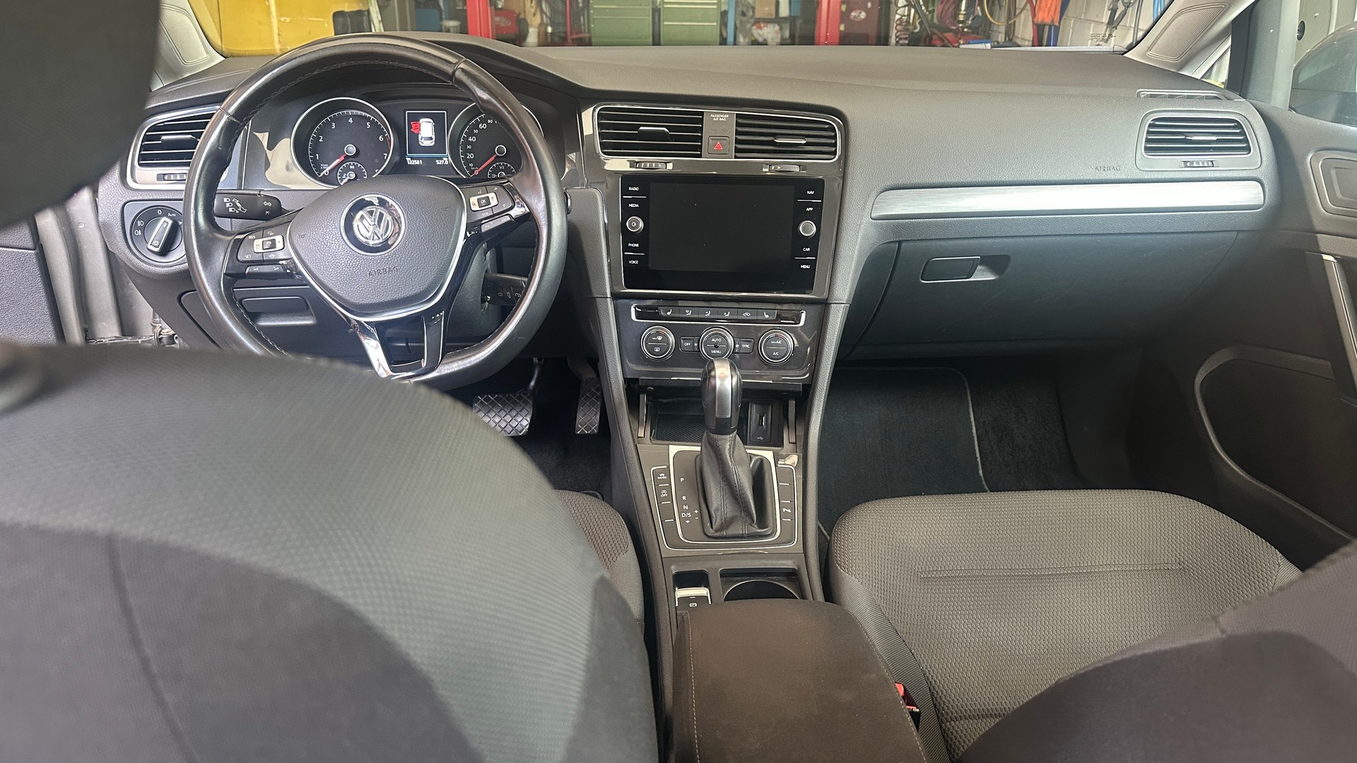 VW Golf Variant 1.5 TSI EVO Comfortline DSG-image-9