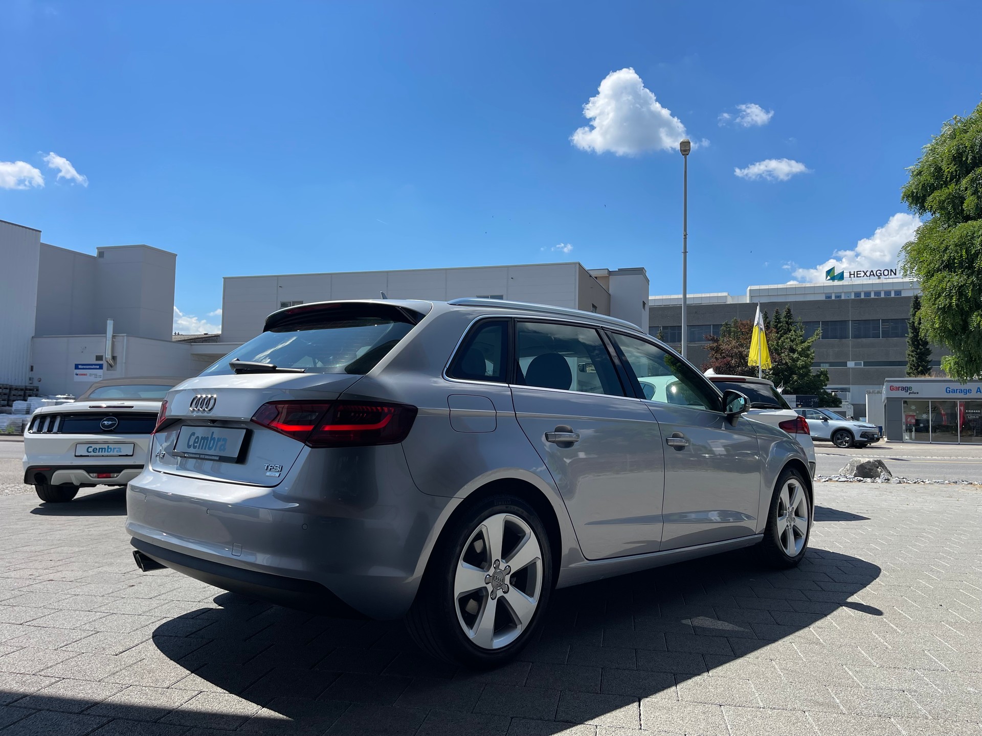 AUDI A3 Sportback 1.4 TFSI Attraction S-tronic-image-8