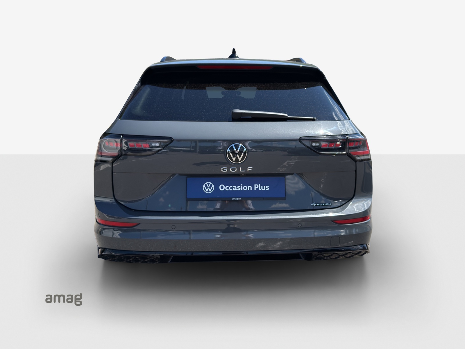 VW Golf Variant 2.0 TSI R-Line DSG 4 Motion-image-3