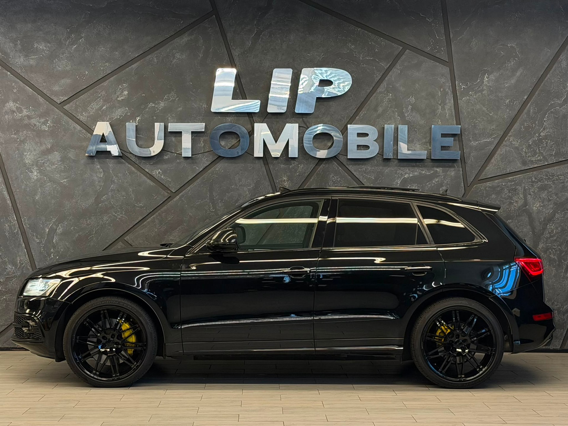 AUDI SQ5 3.0 TDI quattro tiptronic-image-4