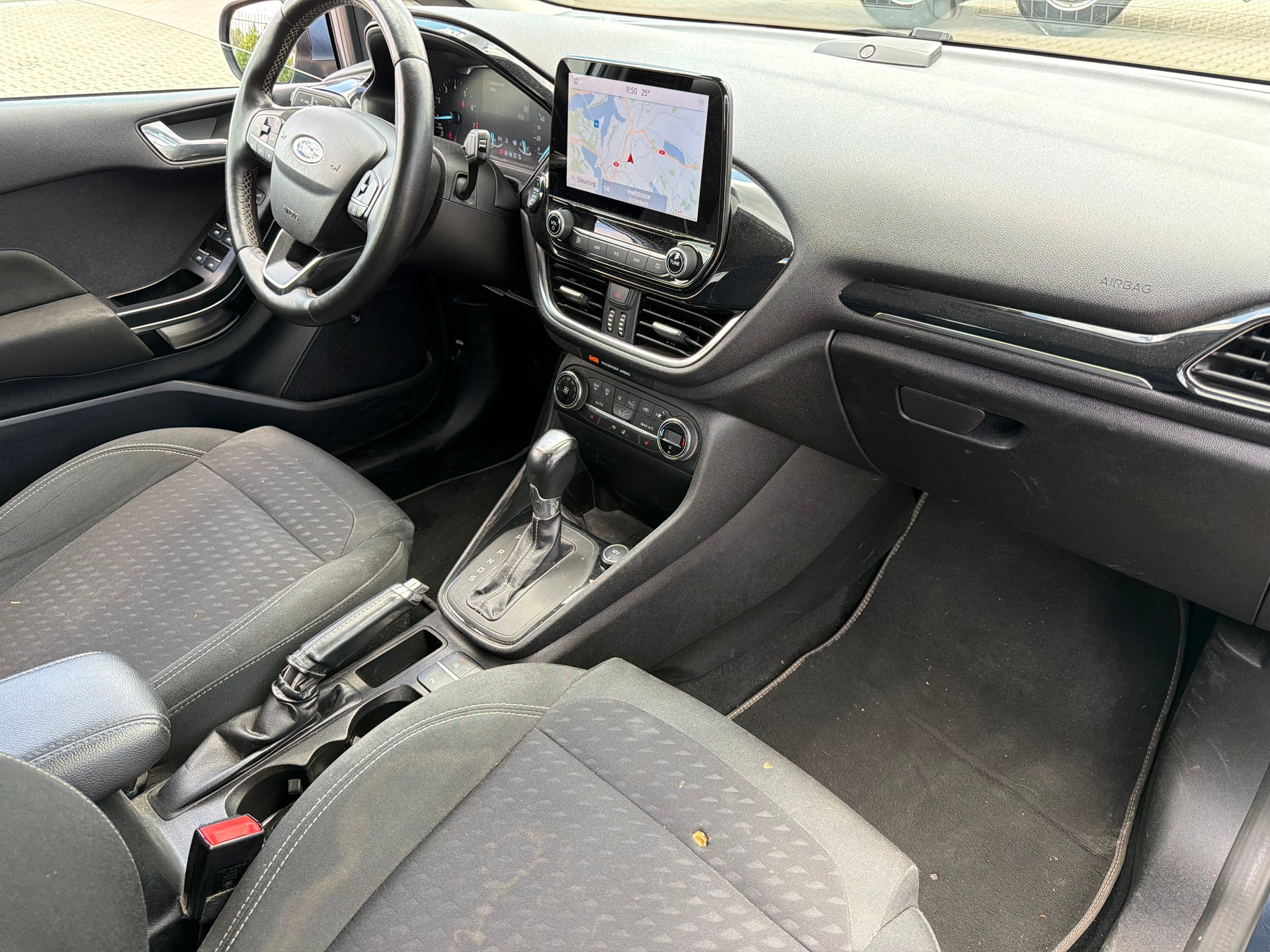 FORD Fiesta 1.0 SCTi Business Automat-image-4