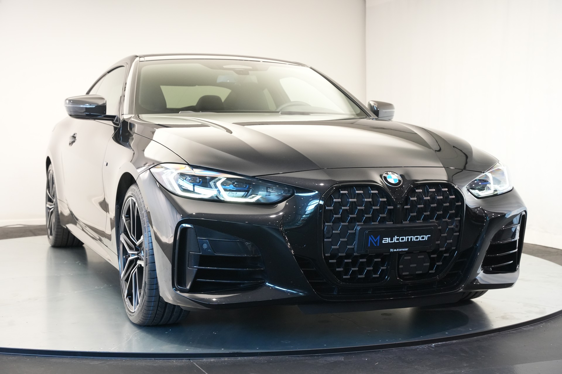 BMW M440i xDrive 48V Coupé Steptronic *CH-Fahrzeug* *M Sportsitze* *Carbon Paket*-image-48
