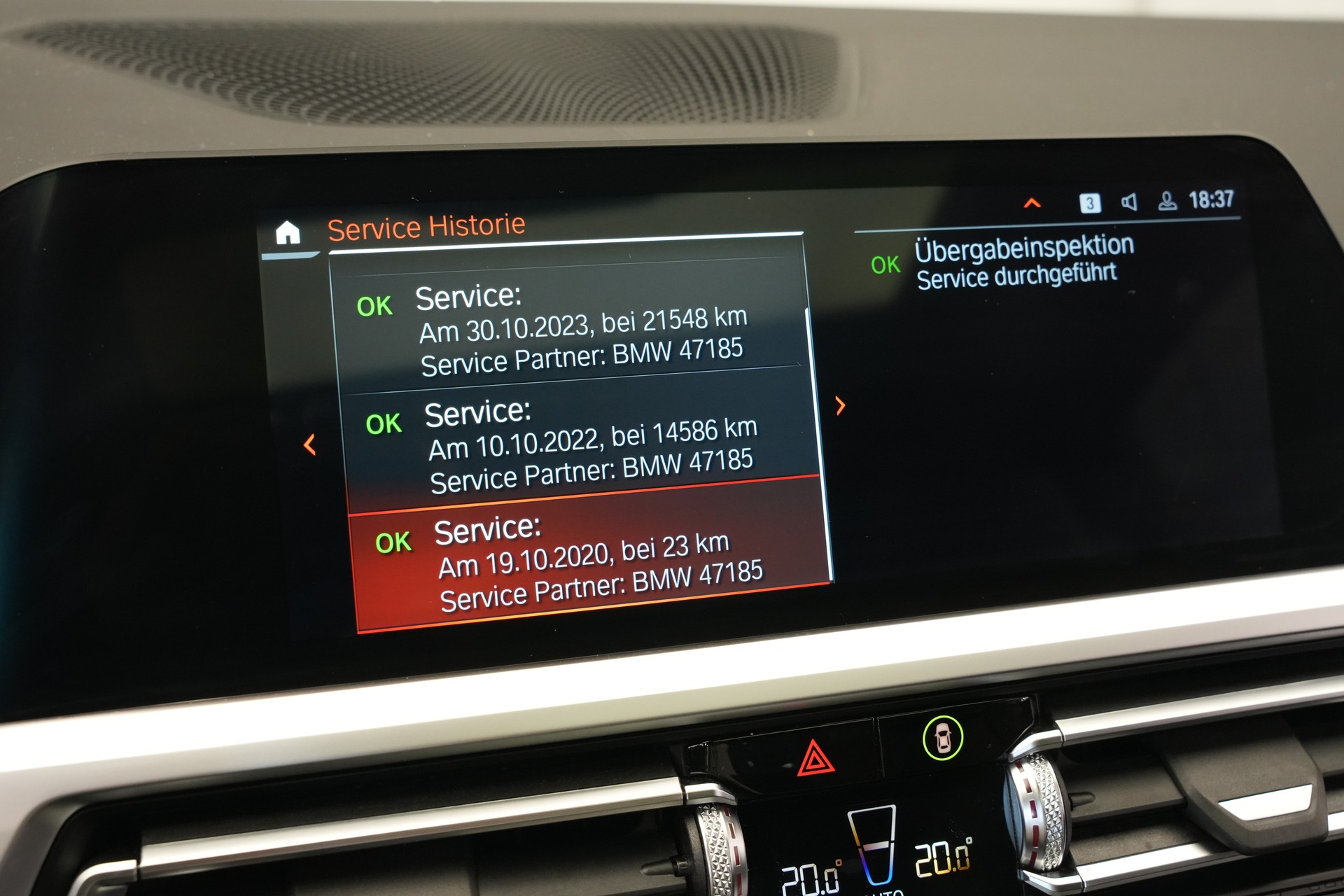 BMW M440i xDrive 48V Coupé Steptronic *CH-Fahrzeug* *M Sportsitze* *Carbon Paket*-image-38