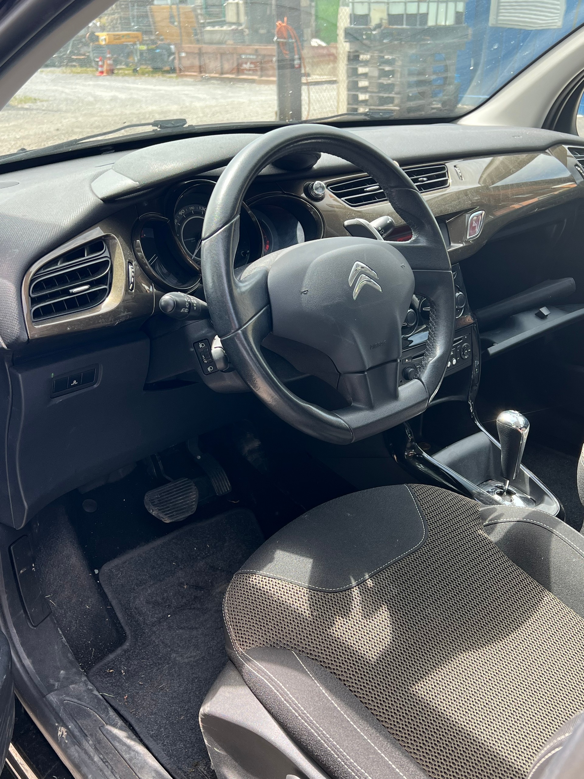 CITROEN C3 1.4i 16V Exclusive EGS5-image-7