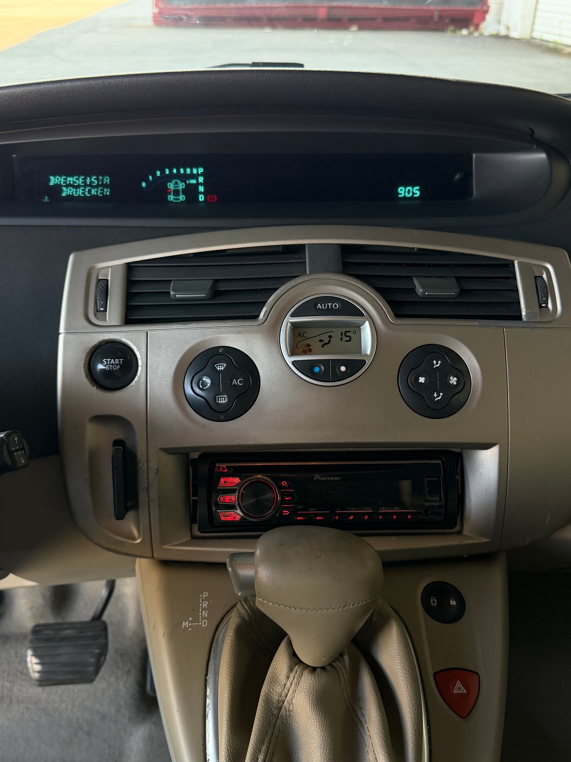 RENAULT Scénic 2.0 16V Fairway Automatic-image-12