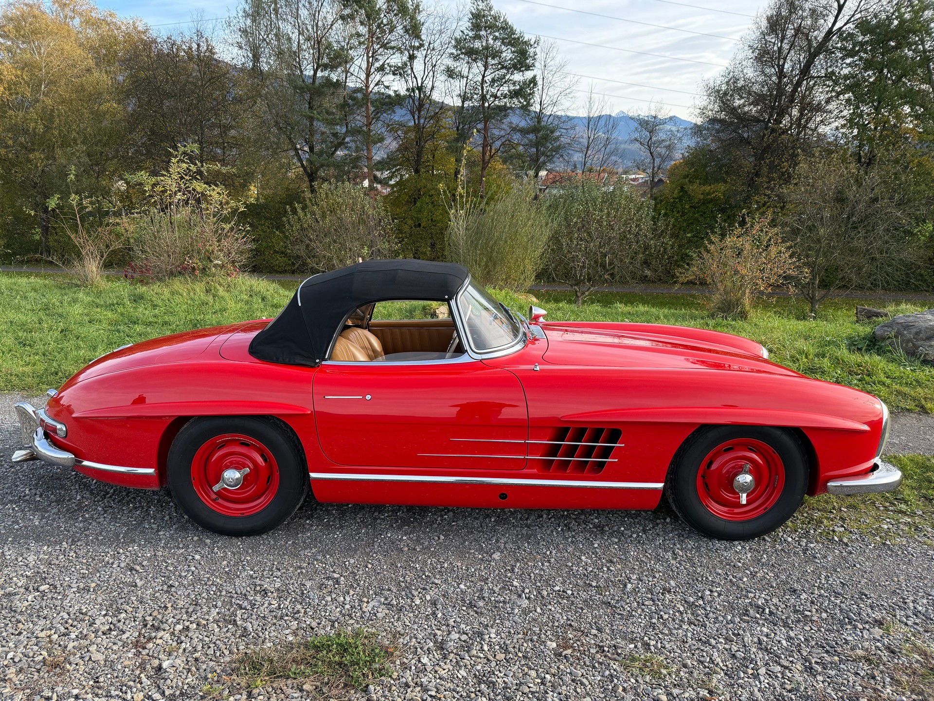 MERCEDES-BENZ 300 SL Roadster-image-12