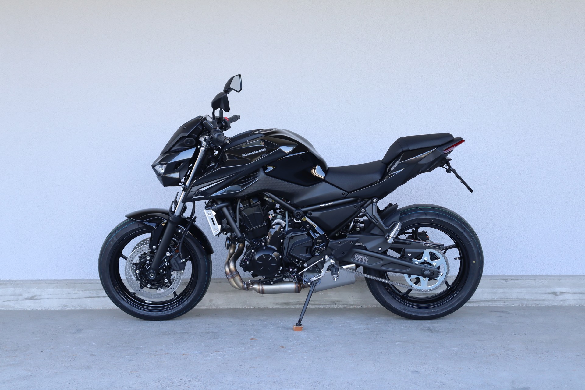 KAWASAKI Z 650 S-showroom-element-3