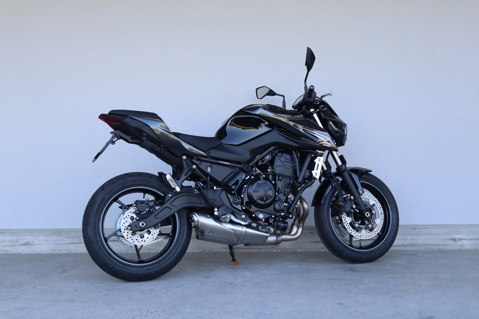 KAWASAKI Z 650 S-showroom-element-2