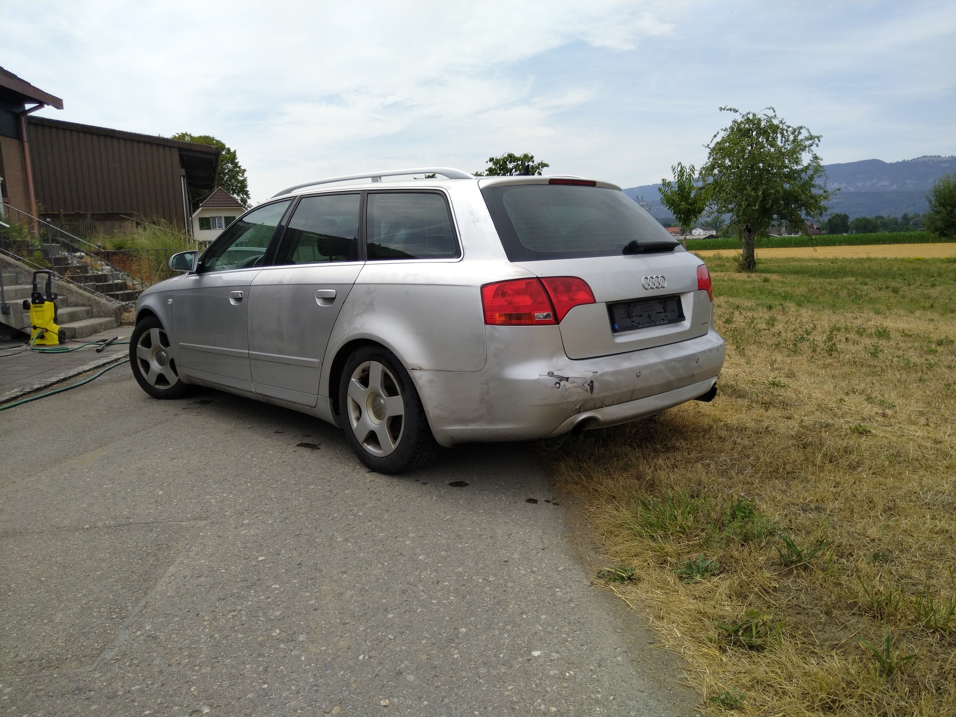 AUDI 2.0 T quattro-image-3
