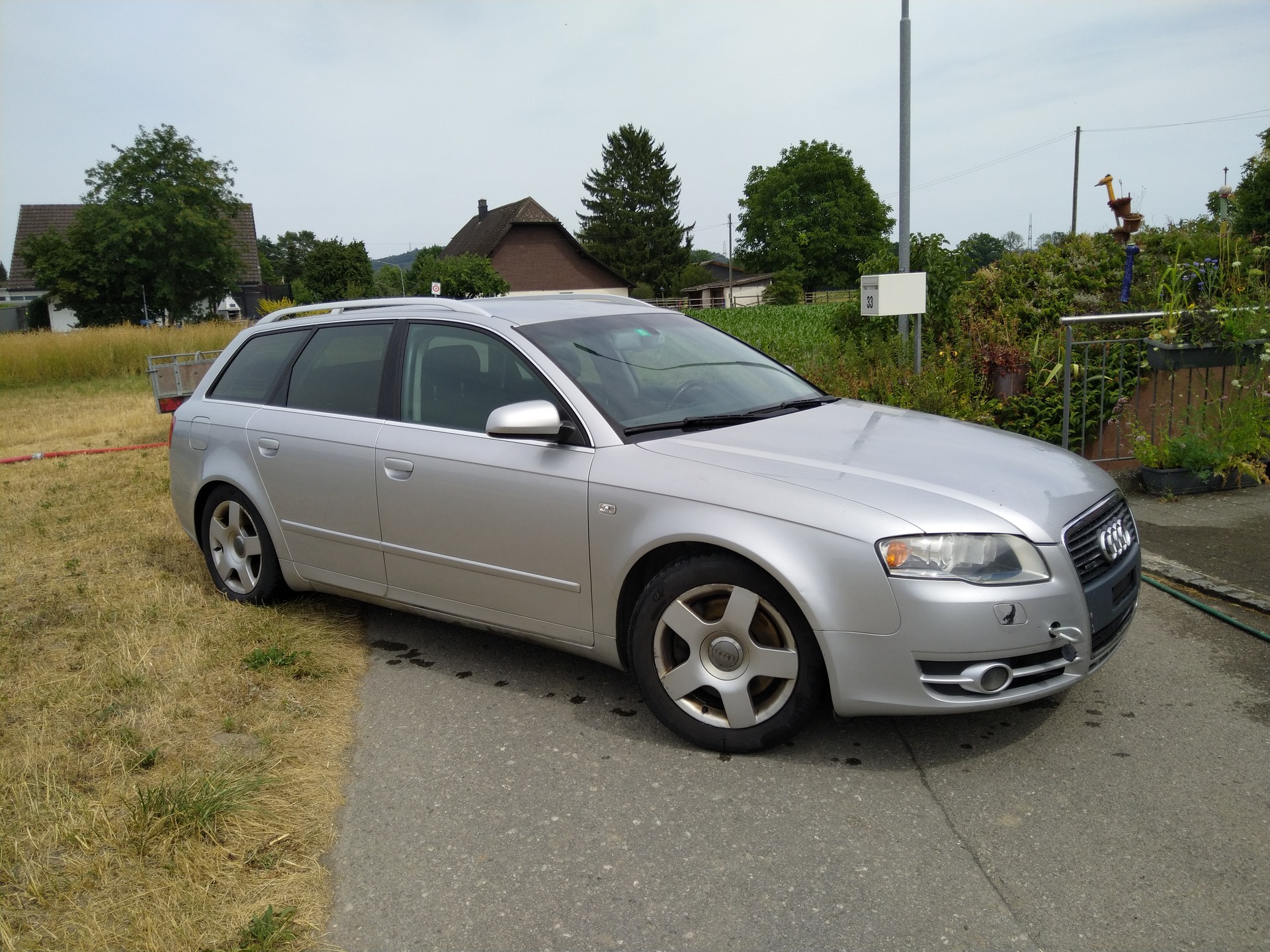 AUDI 2.0 T quattro-image-1