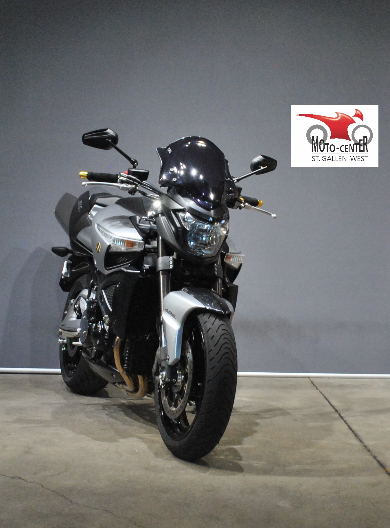 SUZUKI GSX 1300 B-King