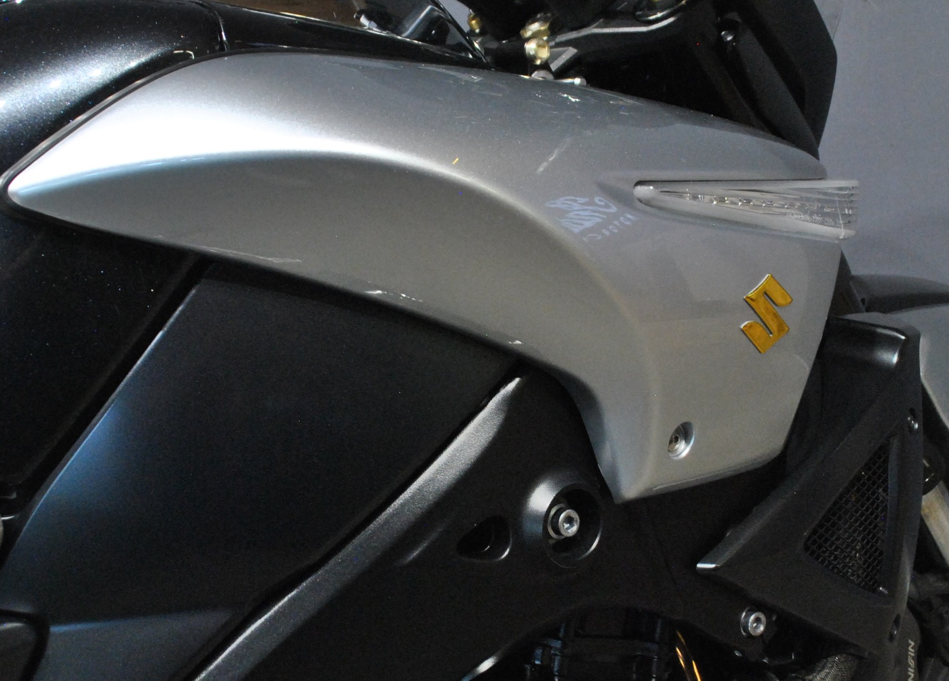 SUZUKI GSX 1300 B-King-image-6
