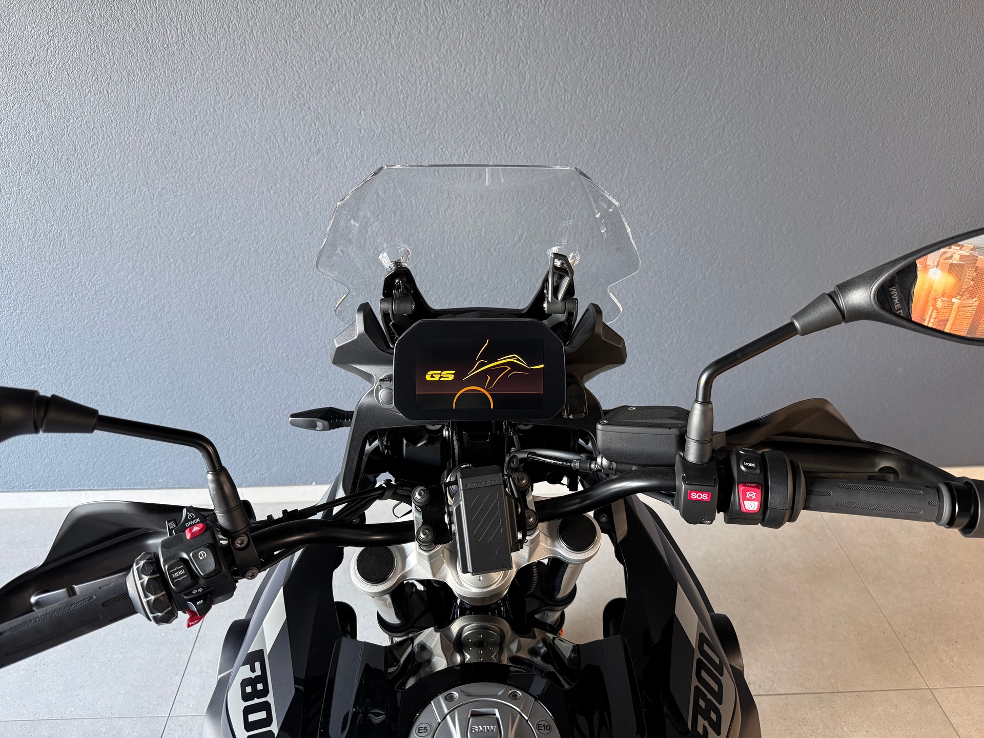 BMW F 800 GS (35kW)-image-12