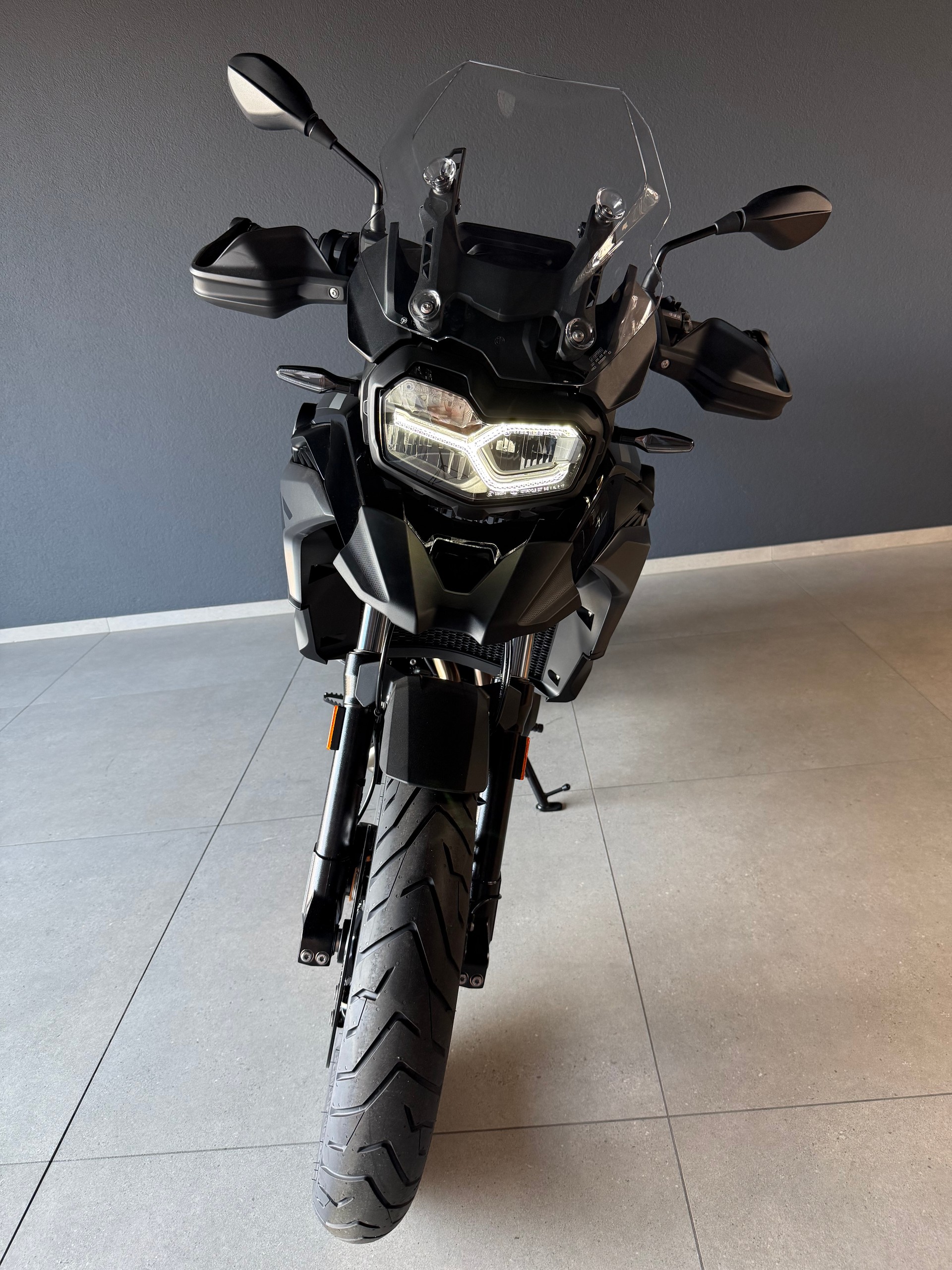 BMW F 800 GS (35kW)-showroom-element-2