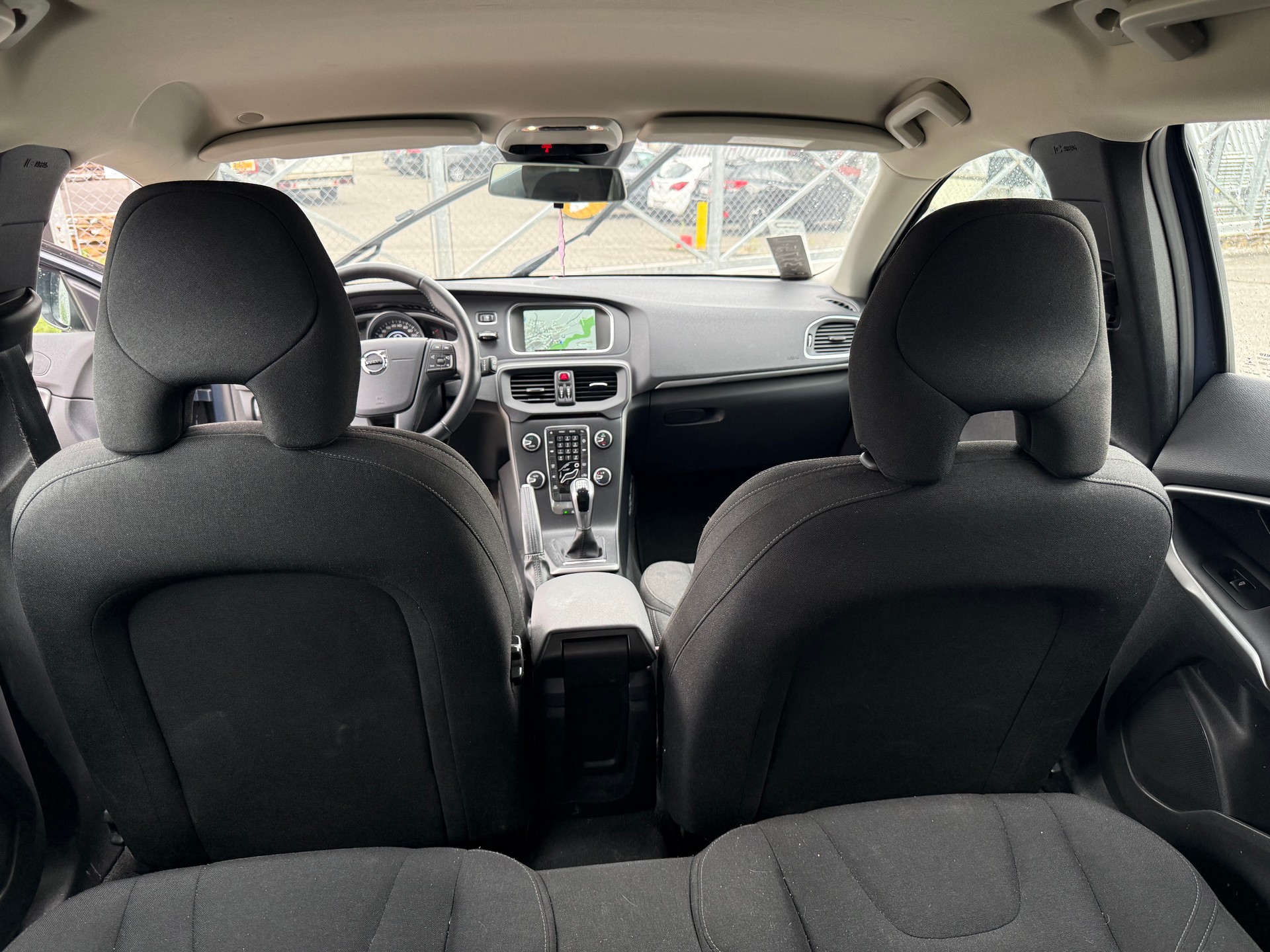 VOLVO V40 D2 Inscription-image-8